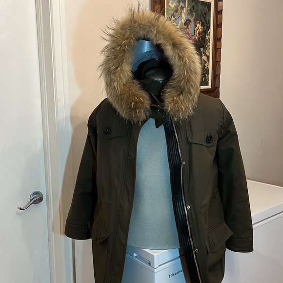 Mackage Jacket with furr - Picture 2 of 5